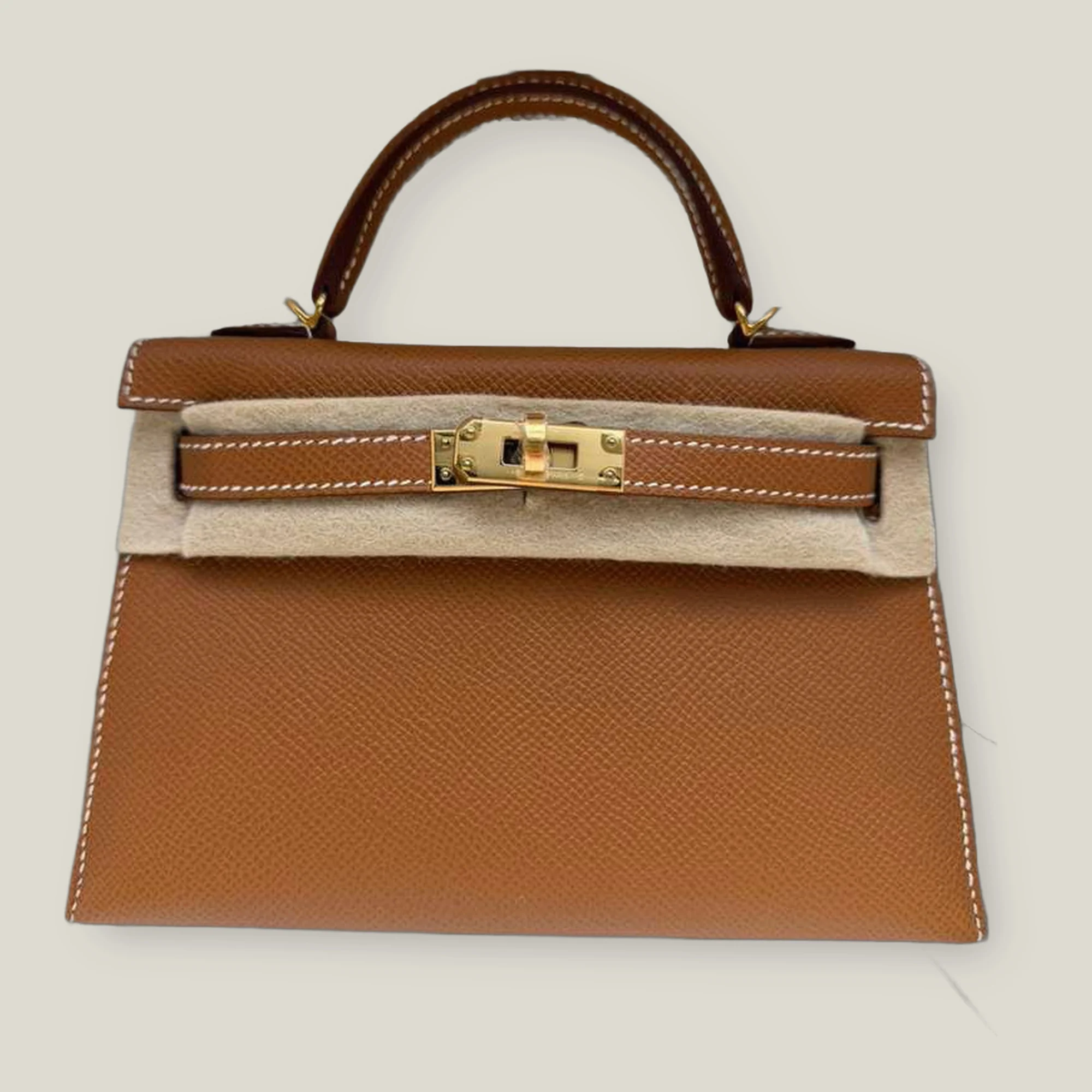 Hermès Kelly 28 in Brown
